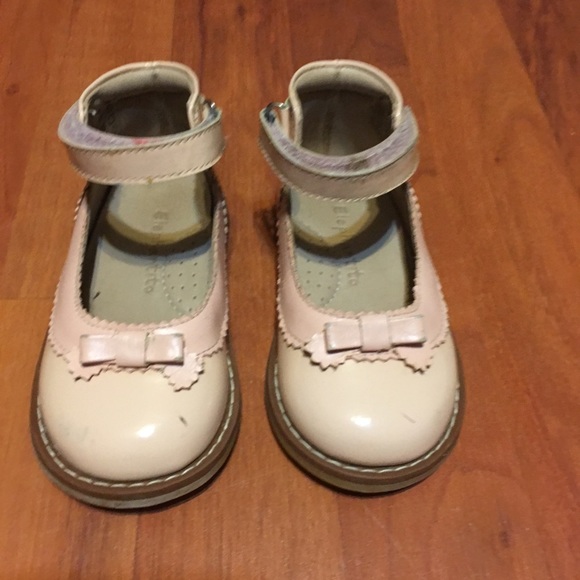 Shoes - Picture 1 of 5